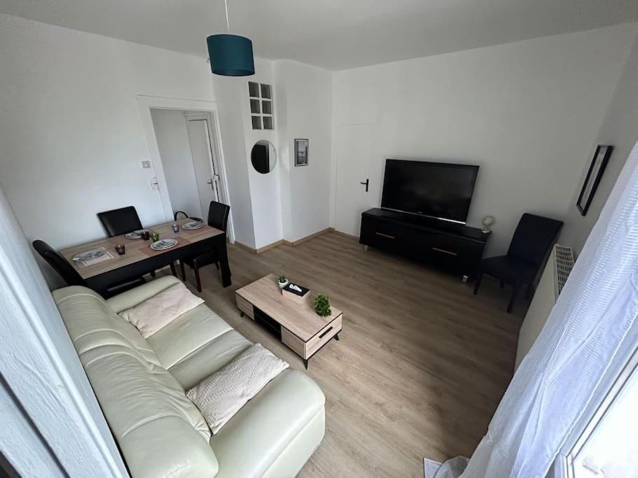 Grand Apartment *